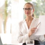 Kariera bez dyplomu: praktyczny plan awansu i wyższych stawek