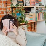 Poza wygodą: 9 kroków, by odważnie ruszyć naprzód bez żalu