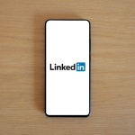 Od zera do zasięgu: jak tworzyć posty na LinkedIn, które przyciągają i angażują